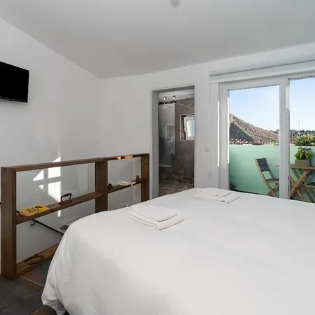 Casa Estabulo- Cozy Rustic Loft Touro Nyaraló *