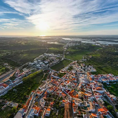 Casa Estabulo- Cozy Rustic Loft Touro Nyaraló