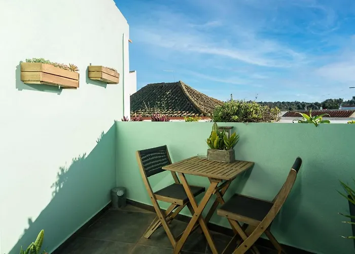 Casa Estabulo- Cozy Rustic Loft Touro Hébergement de vacances Estômbar