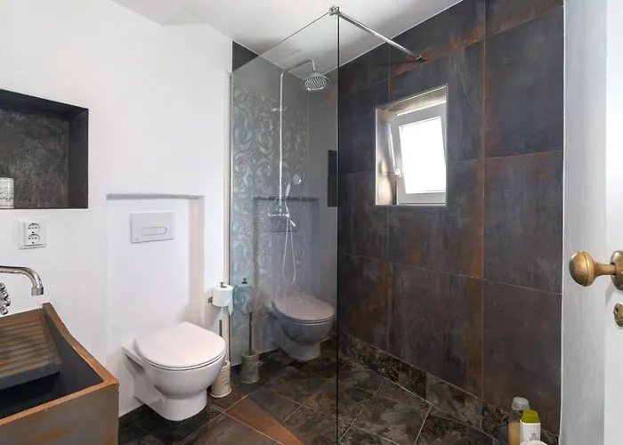 Casa Estabulo- Cozy Rustic Loft Touro