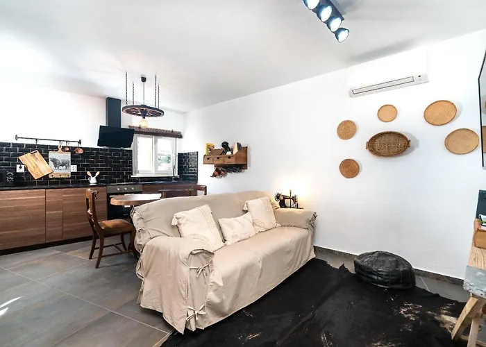 Casa Estabulo- Cozy Rustic Loft Touro Hébergement de vacances